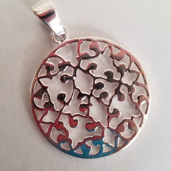 925 Sterling Silver Open Floral Vine Circle Round Pendant Necklace Made Thailand - Picture 2 of 6